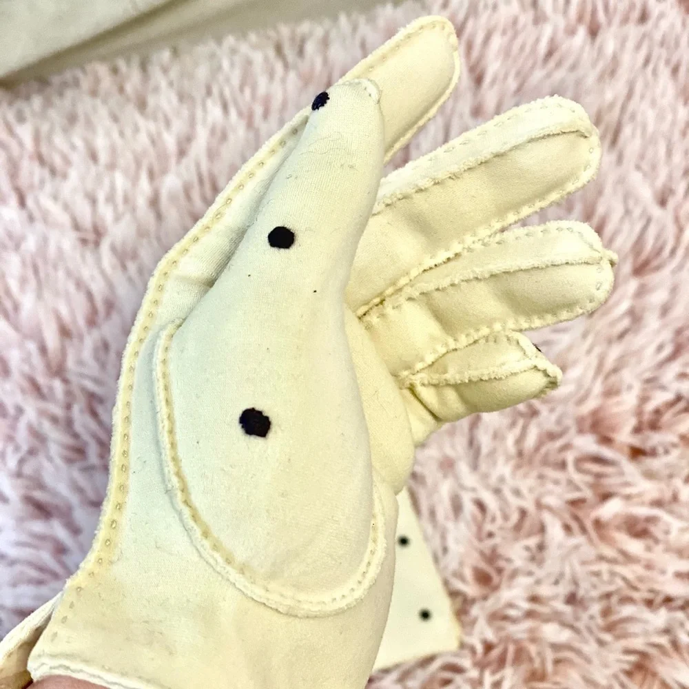 Vintage polka dot gloves, Elvette by Dawnelle